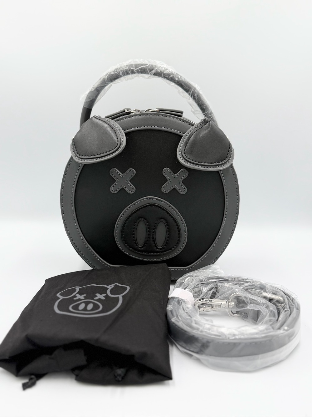 Shane Dawson Black/Grey Pig-Accent Round Crossbody Bag - Picture 5 of 10